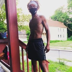 Meet your Posher, Ej